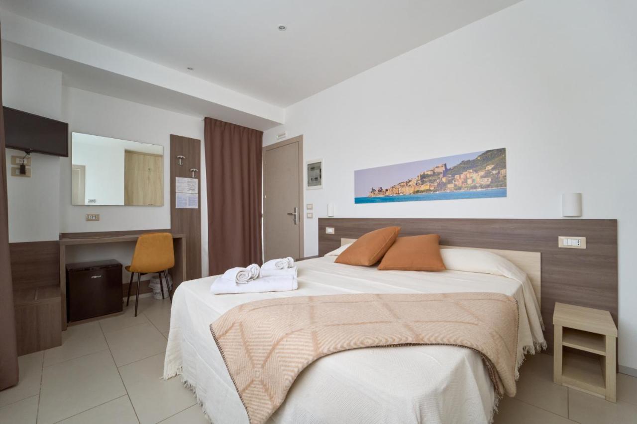 Firmafede Guest House Sarzana Eksteriør bilde