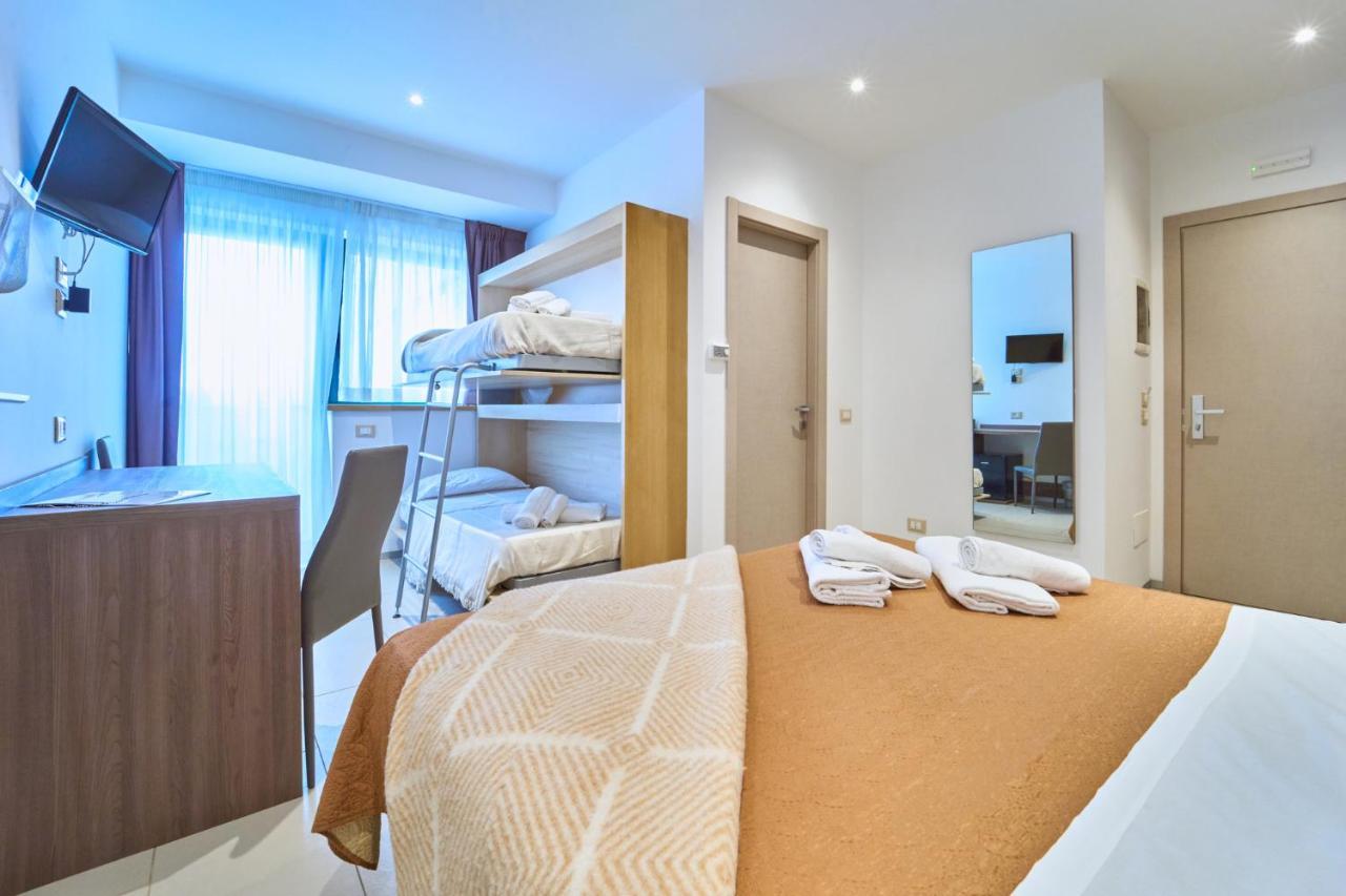 Firmafede Guest House Sarzana Eksteriør bilde