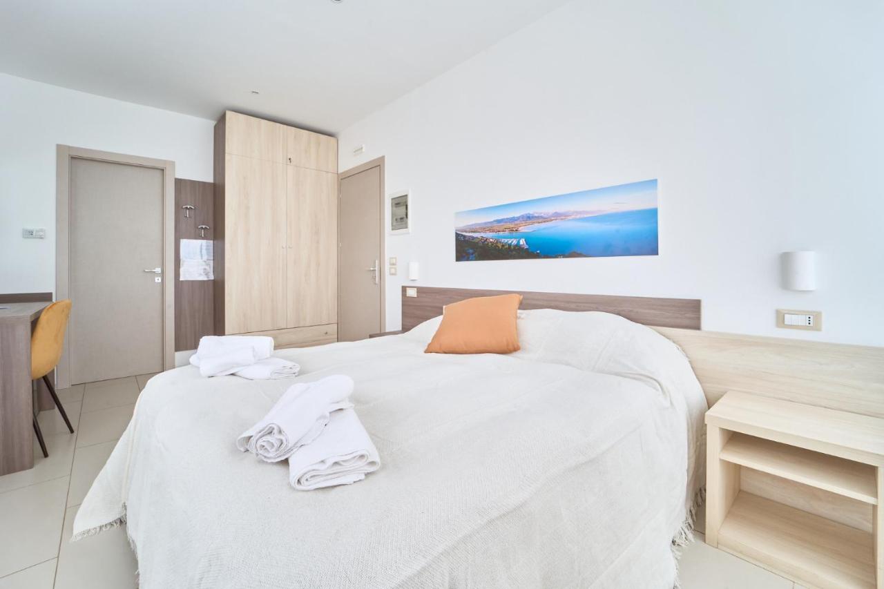 Firmafede Guest House Sarzana Eksteriør bilde