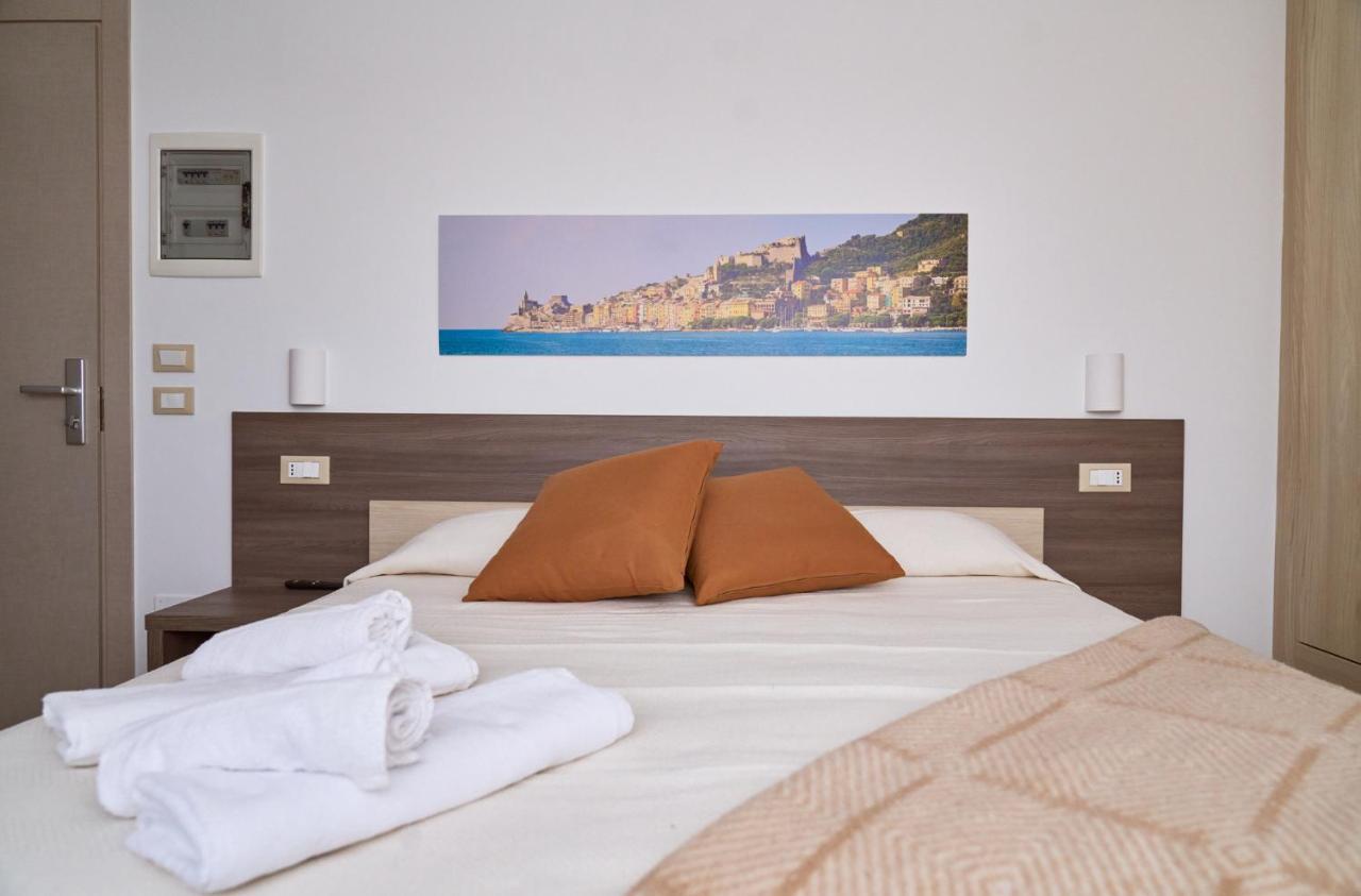 Firmafede Guest House Sarzana Eksteriør bilde