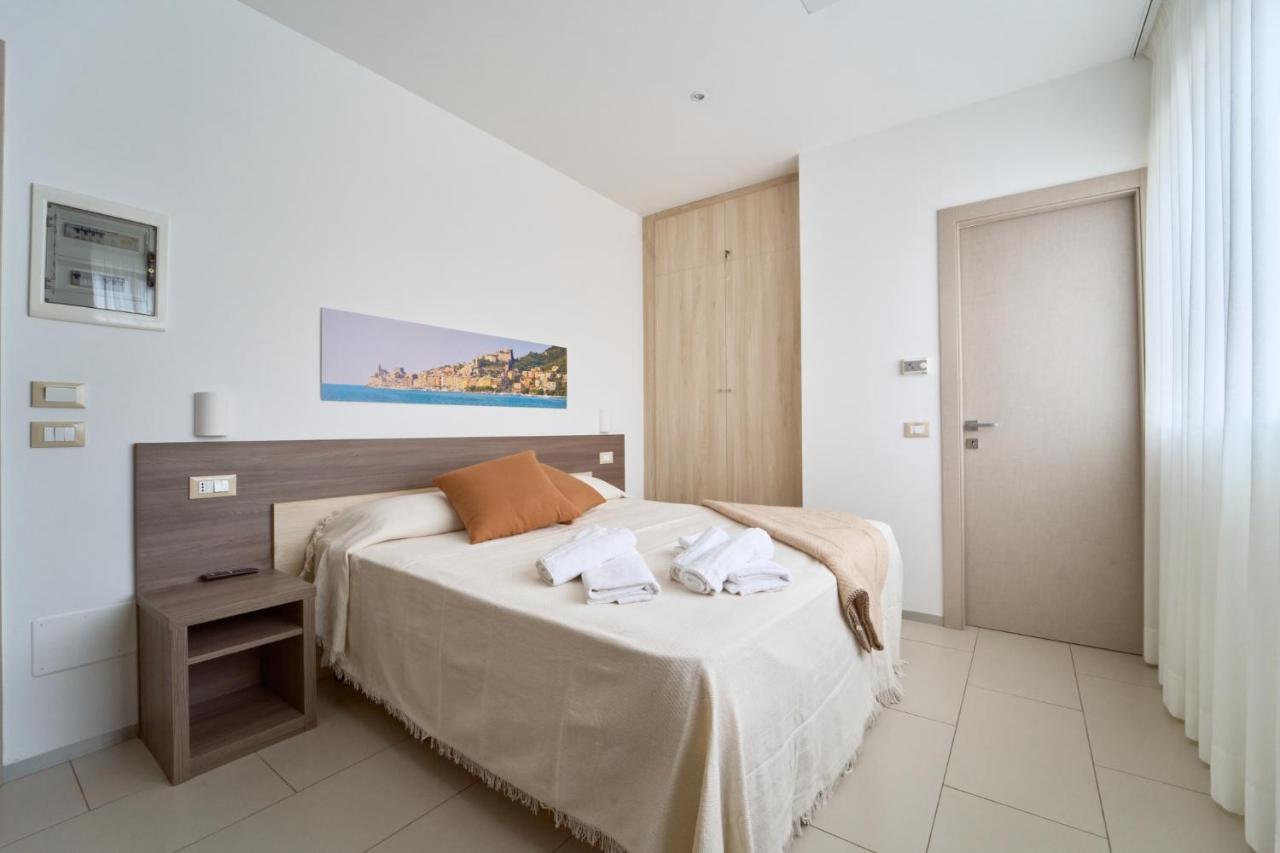 Firmafede Guest House Sarzana Eksteriør bilde