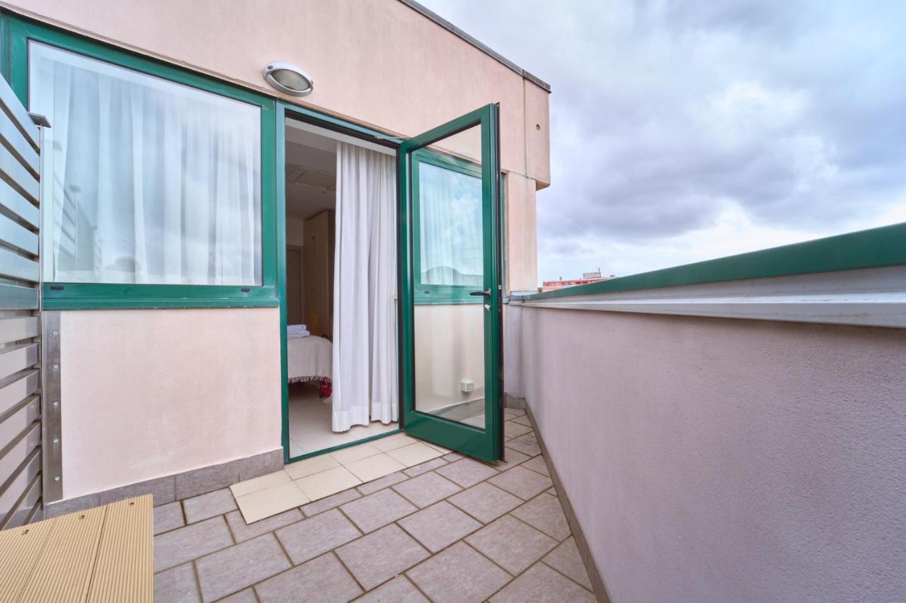 Firmafede Guest House Sarzana Eksteriør bilde